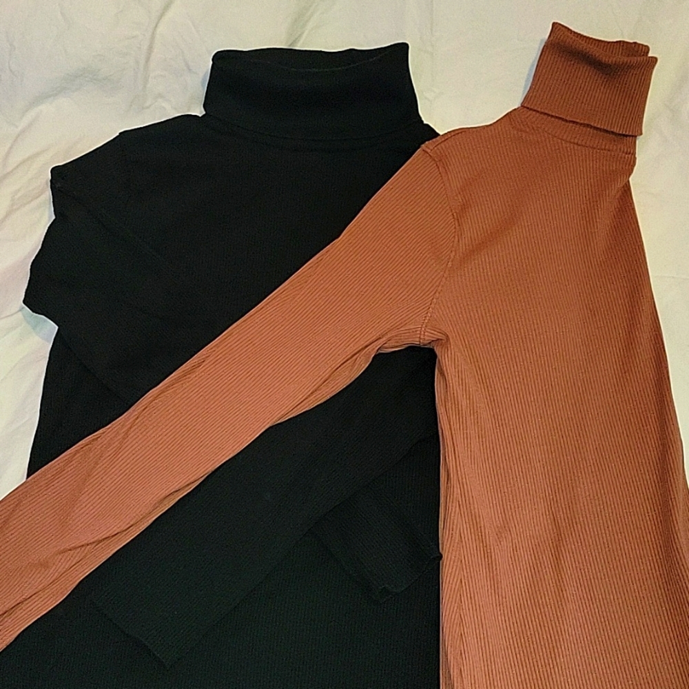 2 Ultra soft and stretchy bodycon dresses. Size XXL Wild fable.